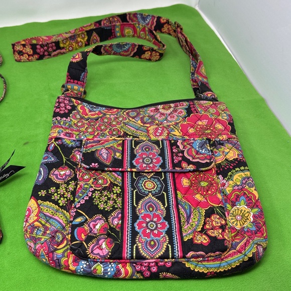 2 Vera Bradley hipster hippy crossbody bags and one wristlet - Picture 3 of 13